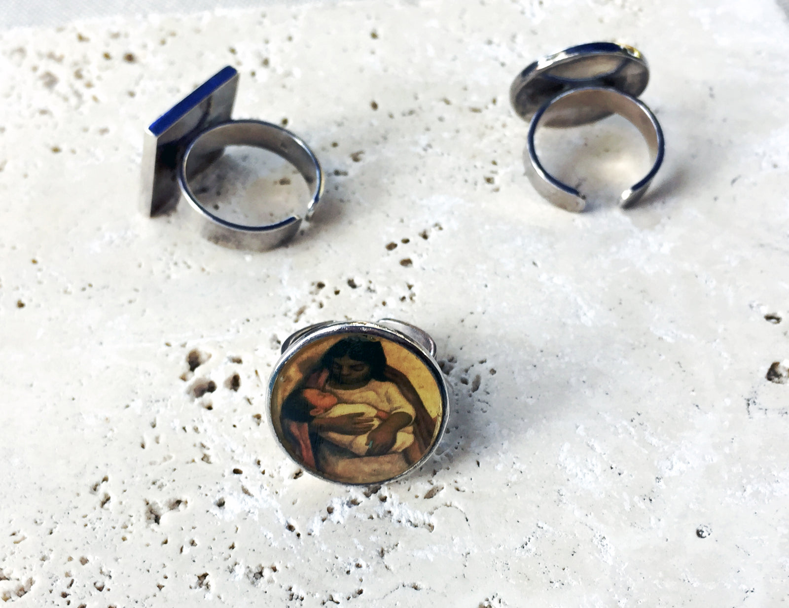 Diego Rivera's 'Madre con hijo' Sterling Ring