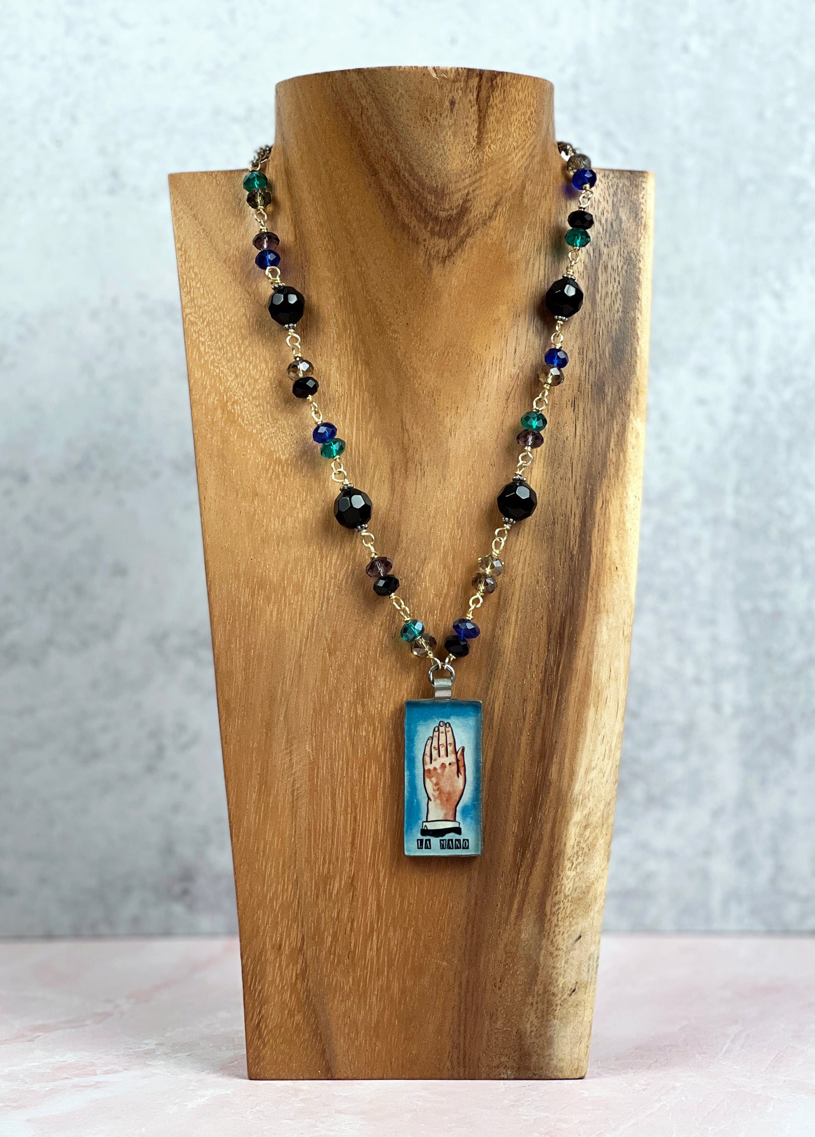 La Loteria 'la mano' Necklace