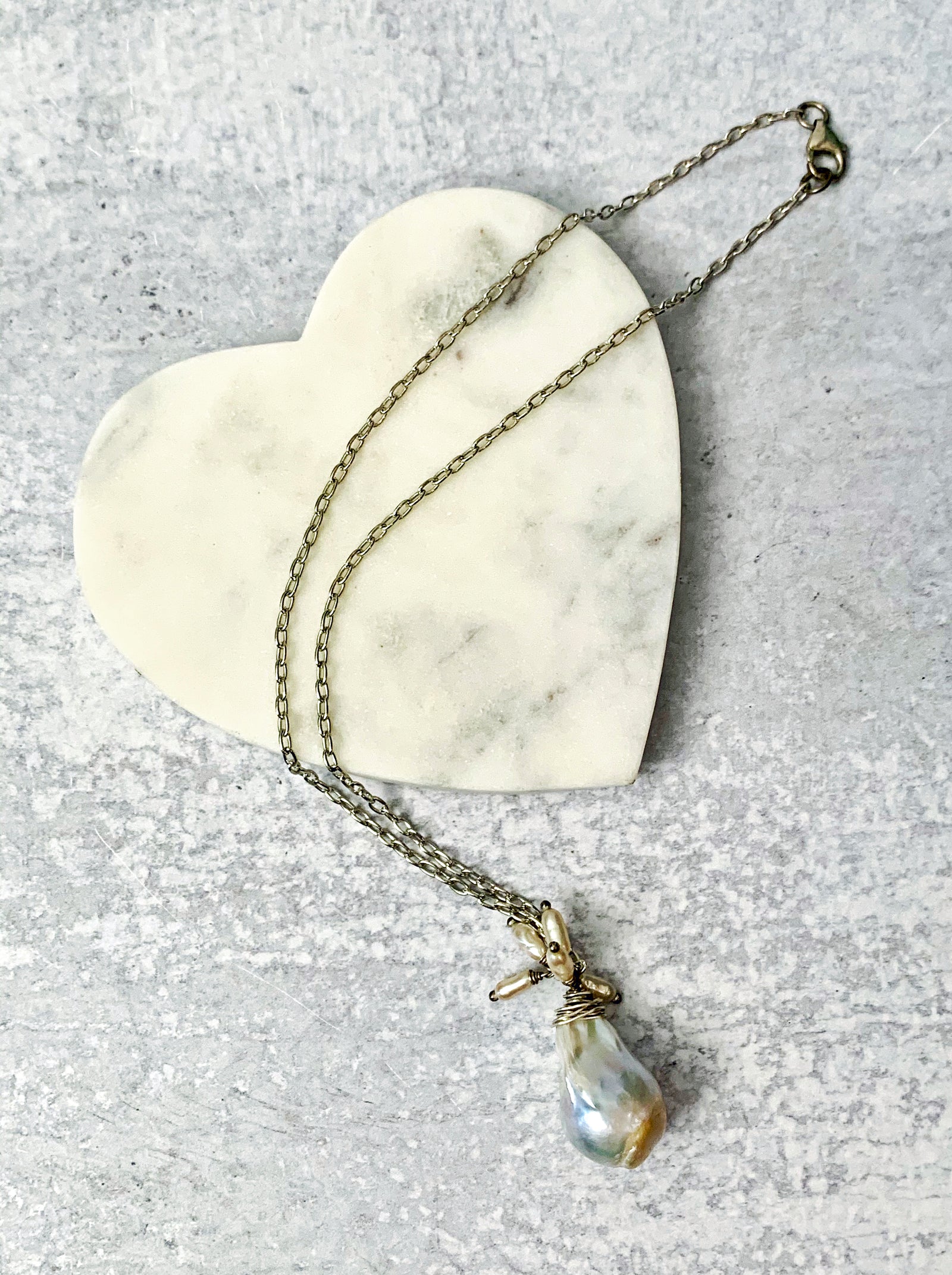 Baroque Pearl Drop Necklace